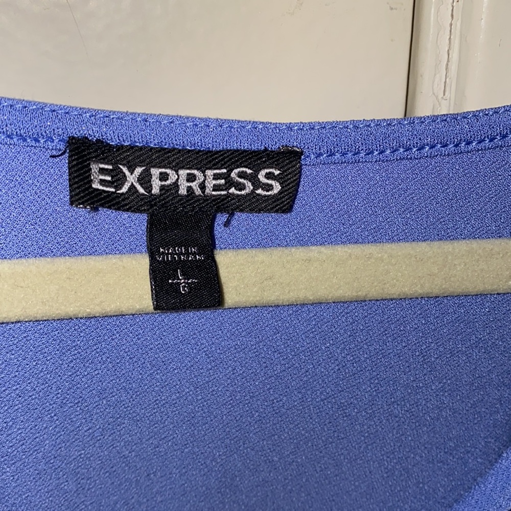 Express Top - Picture 3 of 4